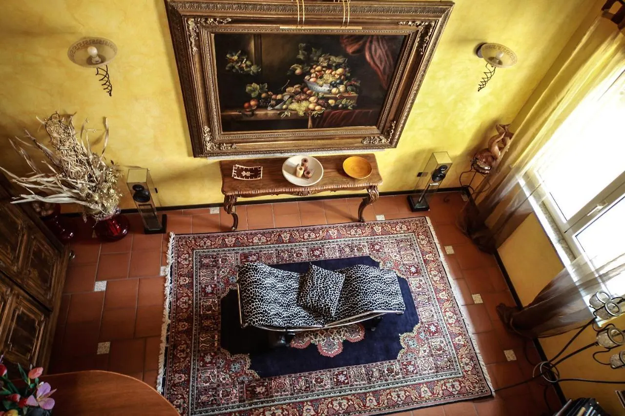 Villa Buzzi Besozzo Couette-café