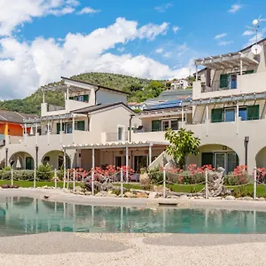 https://barbaciiu-vacanze-green.hotelitalianriviera.com