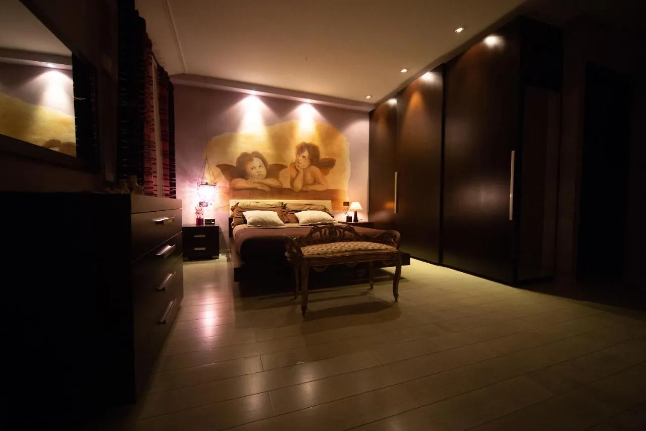 Villa Buzzi Besozzo 0*,