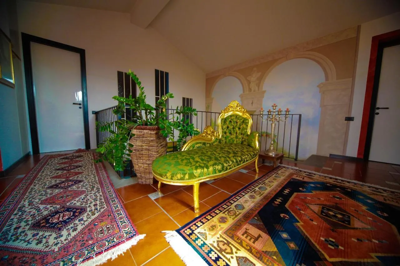 Bed & Breakfast Villa Buzzi Besozzo