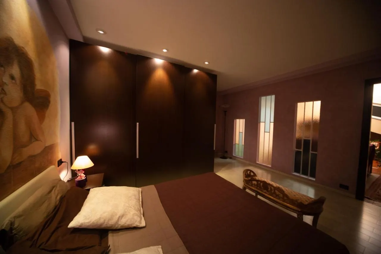 Bed & Breakfast Villa Buzzi Besozzo Italy