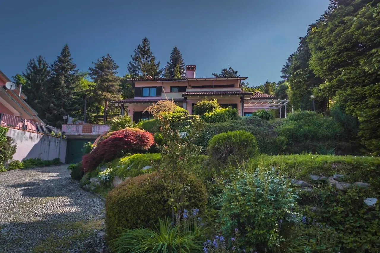 Bed & Breakfast Villa Buzzi Besozzo